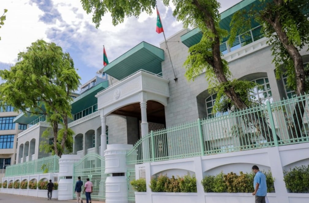 ރޯދަމަހު ސަރުކާރުގެ ރަސްމީ މަސައްކަތު ގަޑިއަކީ ހެނދުނު 9 އިން މެންދުރުފަހު 1 އަށް