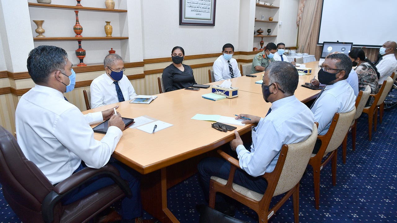 Discussions held with relevant authorities regarding the “Youth Skill Development Centre“ project. Photo: President's Office.