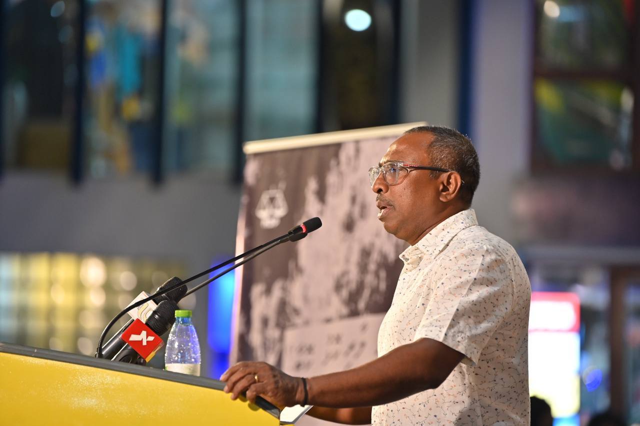 ސިވިލް ސާވަންޓުން އެމްޑީޕީގެ ބޮޑު އިހުތިޖާޖާ ގުޅެން އާޒިމް ގޮވާލައްވައިފި