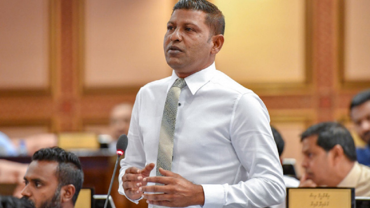 Parliament member for Milandhoo constituency, Ali Riza, who is also the Managing Director of the RIX company.