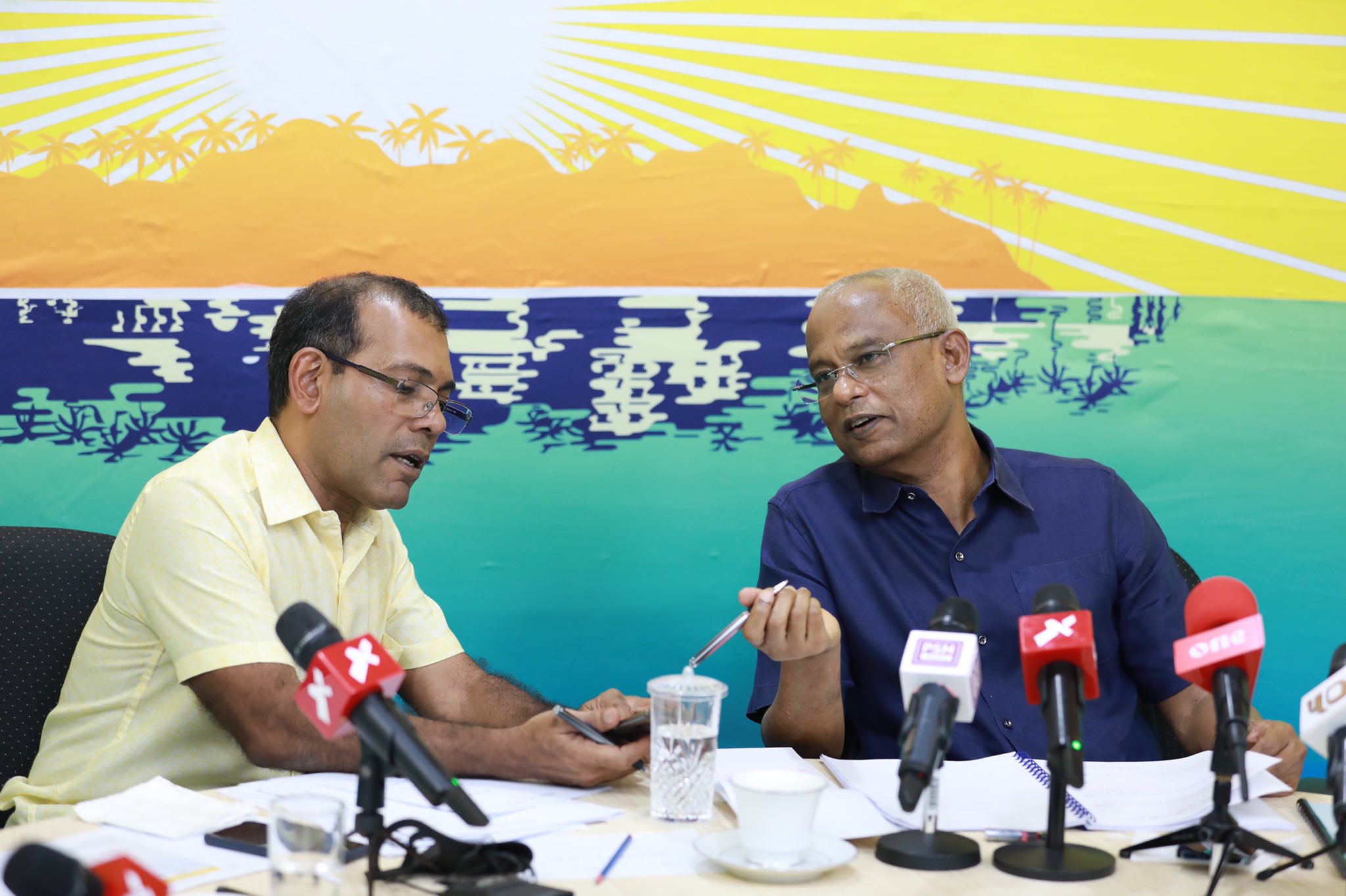 ރައީސް ނެތް ކަމުގެ އިހުސާސެއް ނުވޭ؛ ކެމްޕޭންގައި މިއުޅެނީ ރައީސާއެކު: ރައީސް ނަޝީދު