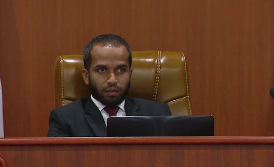 ނުފޫޒުން އެއްކިބާވެގެން ޝަރީޢަތް ކުރިއަށްގެންދެވޭނެކަން ހާމަކޮށްދިނިން: ހައިލަމް