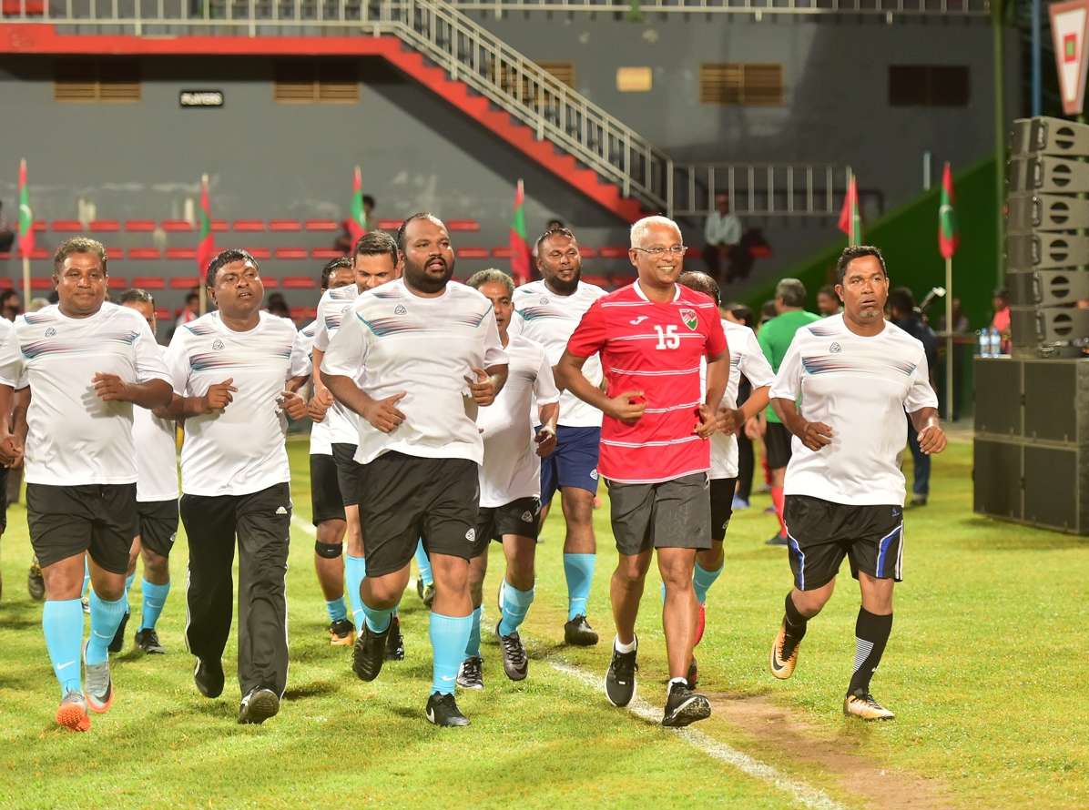 ޞިއްޙަތު ރަނގަޅު ދައުލަތަކަށް ސިޔާސީ މަޤާމުތަކުގައި ތިބޭ މީހުންނަށް ފިޓްނަސް ޓެސްޓެއް މުހިއްމު: ޝަމީމް