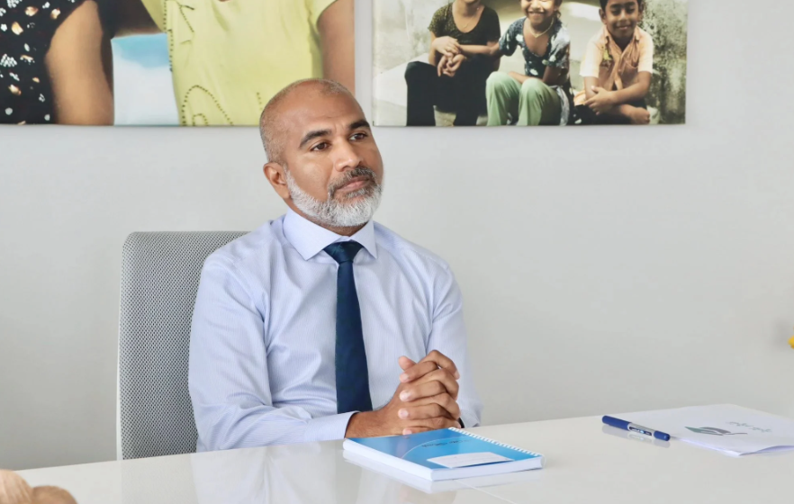 އެޑިއުކޭޝަން މިނިސްޓަރ