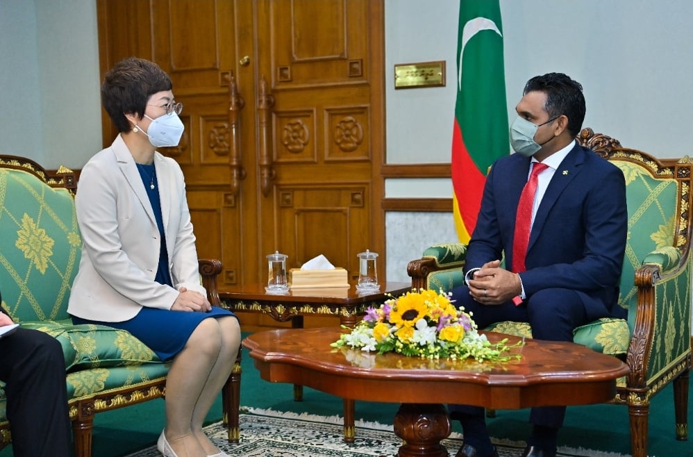 ޗައިނާ ސަފީރު ނާއިބު ރައީސް އަރިހަށް