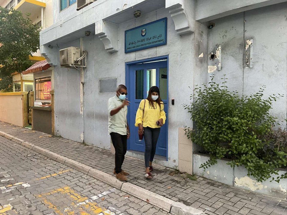 އަސްރާ ނަސީމް (އަސޫ) ފުލުހުންނަށް ބަޔާން ދެއްވުމަށްފަހު ނުކުމެވަޑައިގަންނަވަނީ