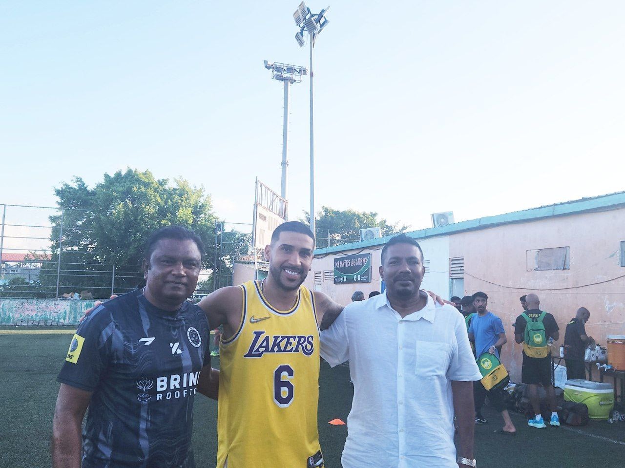 ނިއުރޭޑިއަންޓަށް އަނެއްކާވެސް ބްރެޒިލް ކުޅުންތެރިއެއް؛ މިފަހަރު ކުޅަދާނަ ފޯވާޑެއް