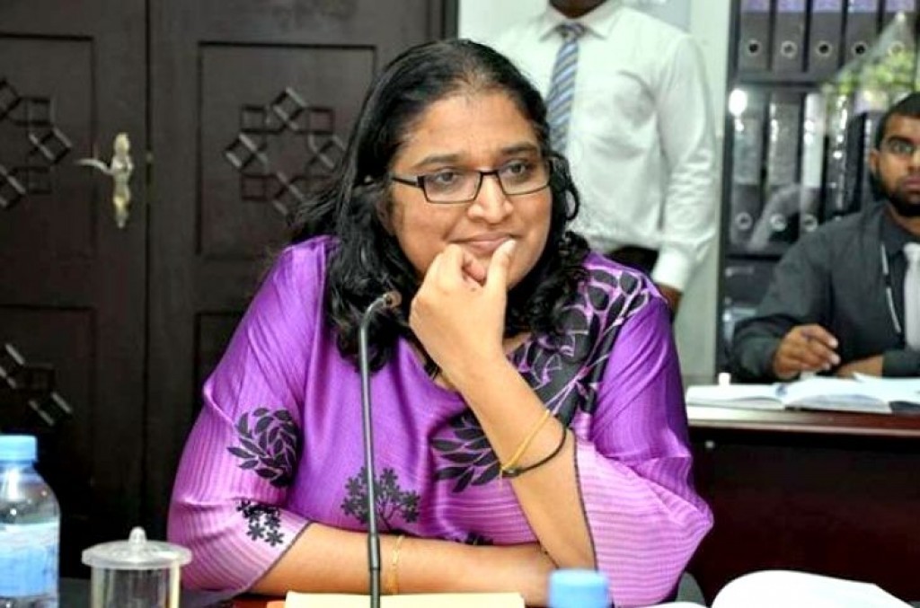 ރައީސް އޮފީހުގެ ކުރީގެ ލީގަލް އެފެއާޒު މިނިސްޓަރު އައިޝަތު އާޒިމާ ޝަކޫރު