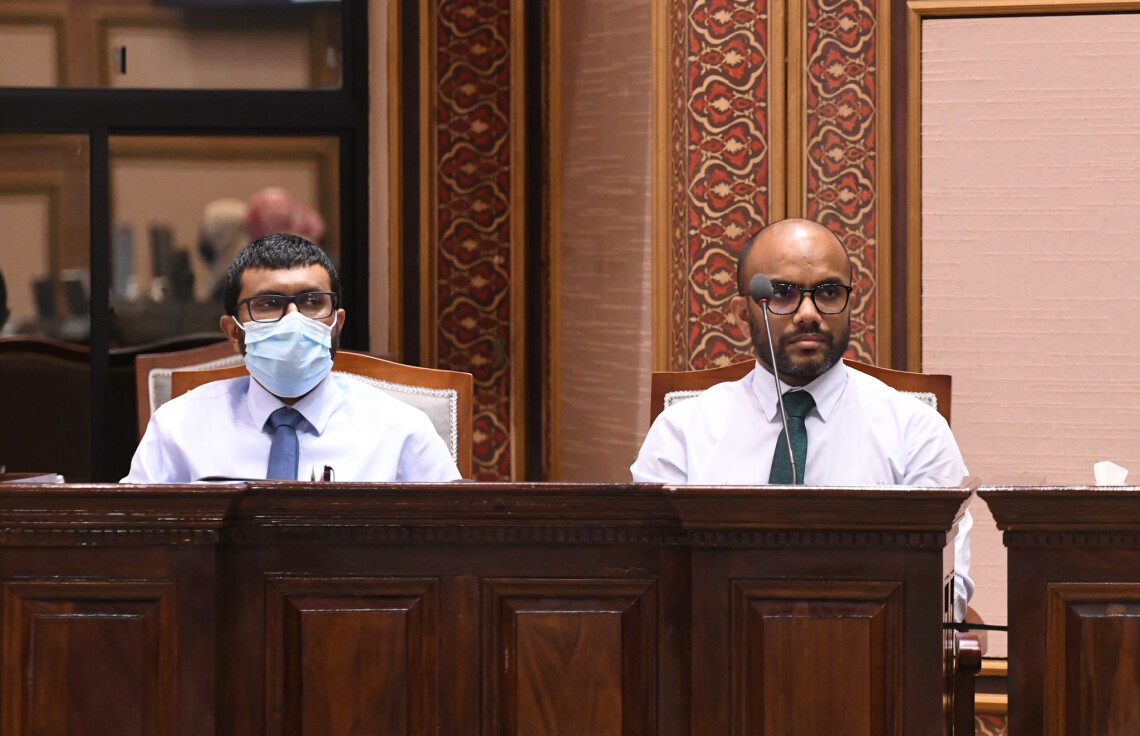 ބޭރުގެ އެހީ ލިބުން ދަތިވިޔަސް މަޝްރޫޢުތައް ކުރިއަށްދާނެ: އަމީރު