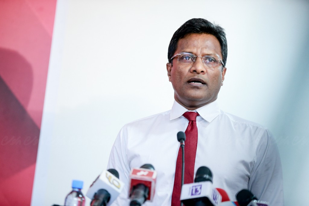 ކުށެއް ސާބިތު ނުކުރެވުނު ކަމަށް ވިދާޅުވެ އުމަރު އަލުން ކެމްޕޭނަށް