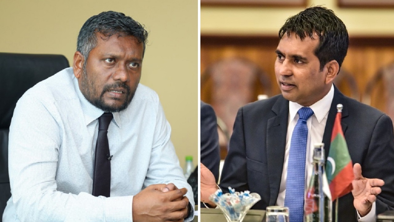 Former Economic Minister Mohamed Saeed (R) and Economic Minister Fayyaz Ismail (L)