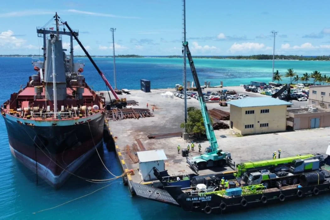 300 tonnes of Cargo from India en route to Addu City