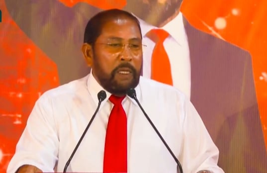 ނަޝީދު ކިތަންމެ މަސައްކަތެއް ކުރިޔަސް، ރައީސް ސޯލިހަށް ކަންކަން ހާސިލެއް ނުވާނެ: ގާސިމް