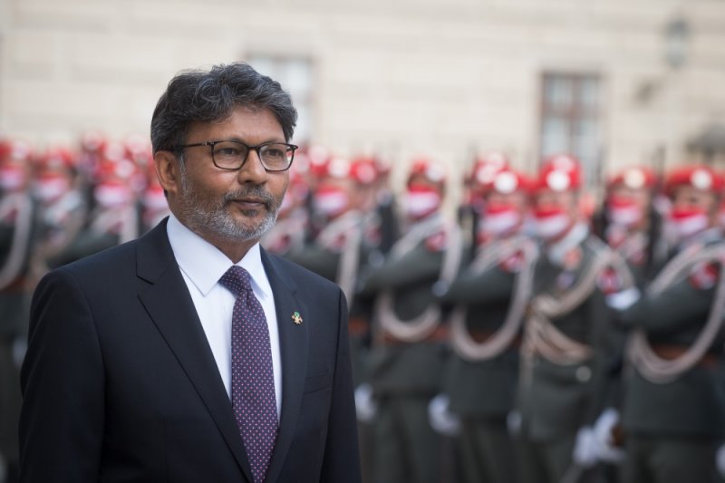 ޑރ. އާސިމްގެ ތާއިދު ވެސް ރައީސް ޞާލިޙަށް